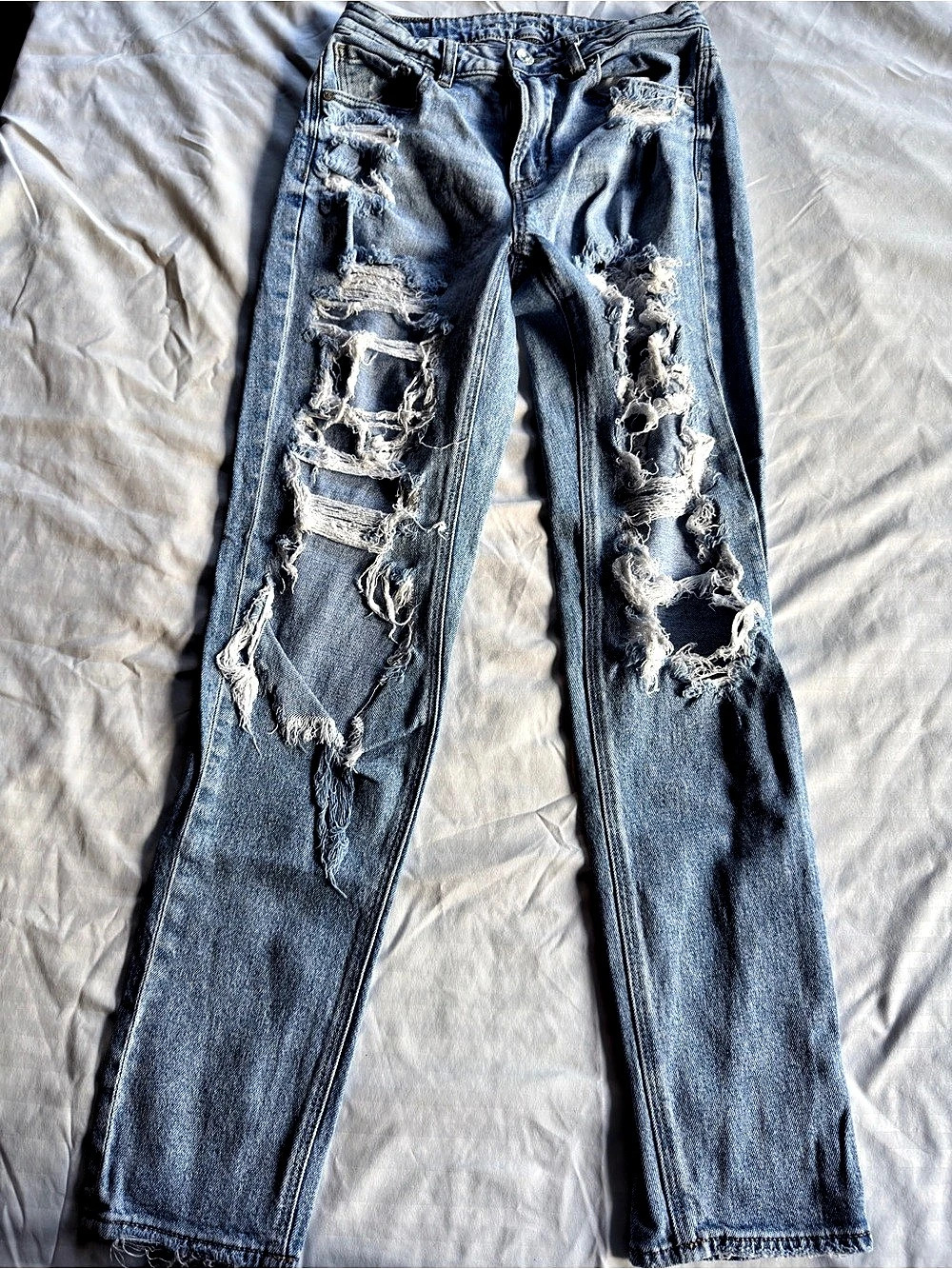 American Eagle Mom Jean Distressed Blue Jeans Waist 2 Long